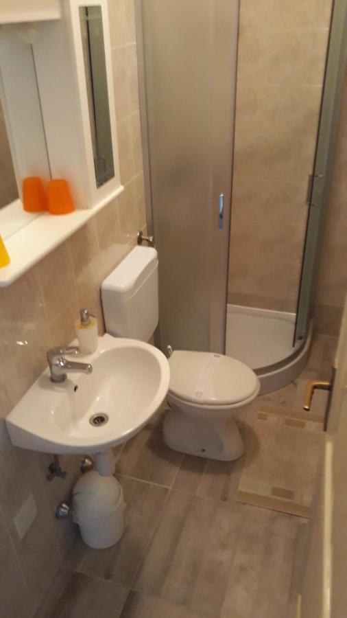 Bed and Breakfast Pansion Maria Zara Esterno foto